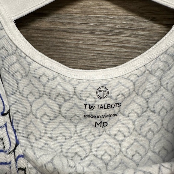 T by Talbots Elegant Patterned Top - Picture 5 of 5